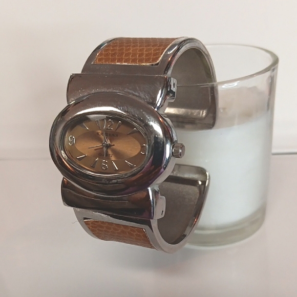 Silver and Brown Ladies Watch - Picture 1 of 14